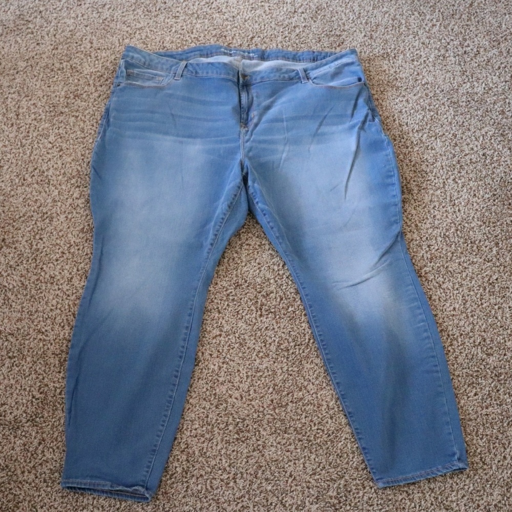 Old Navy Plus Size Rockstar Jeggings 28
